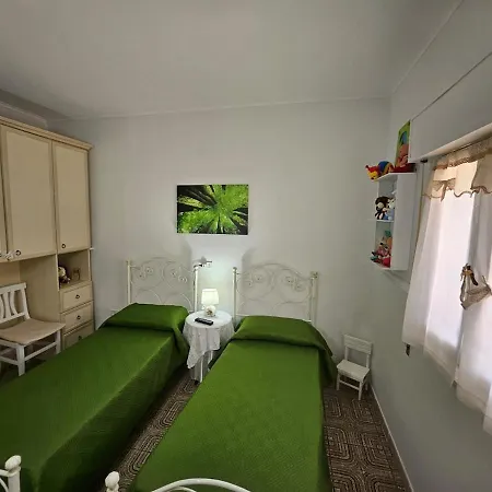 Villa Elvy - *